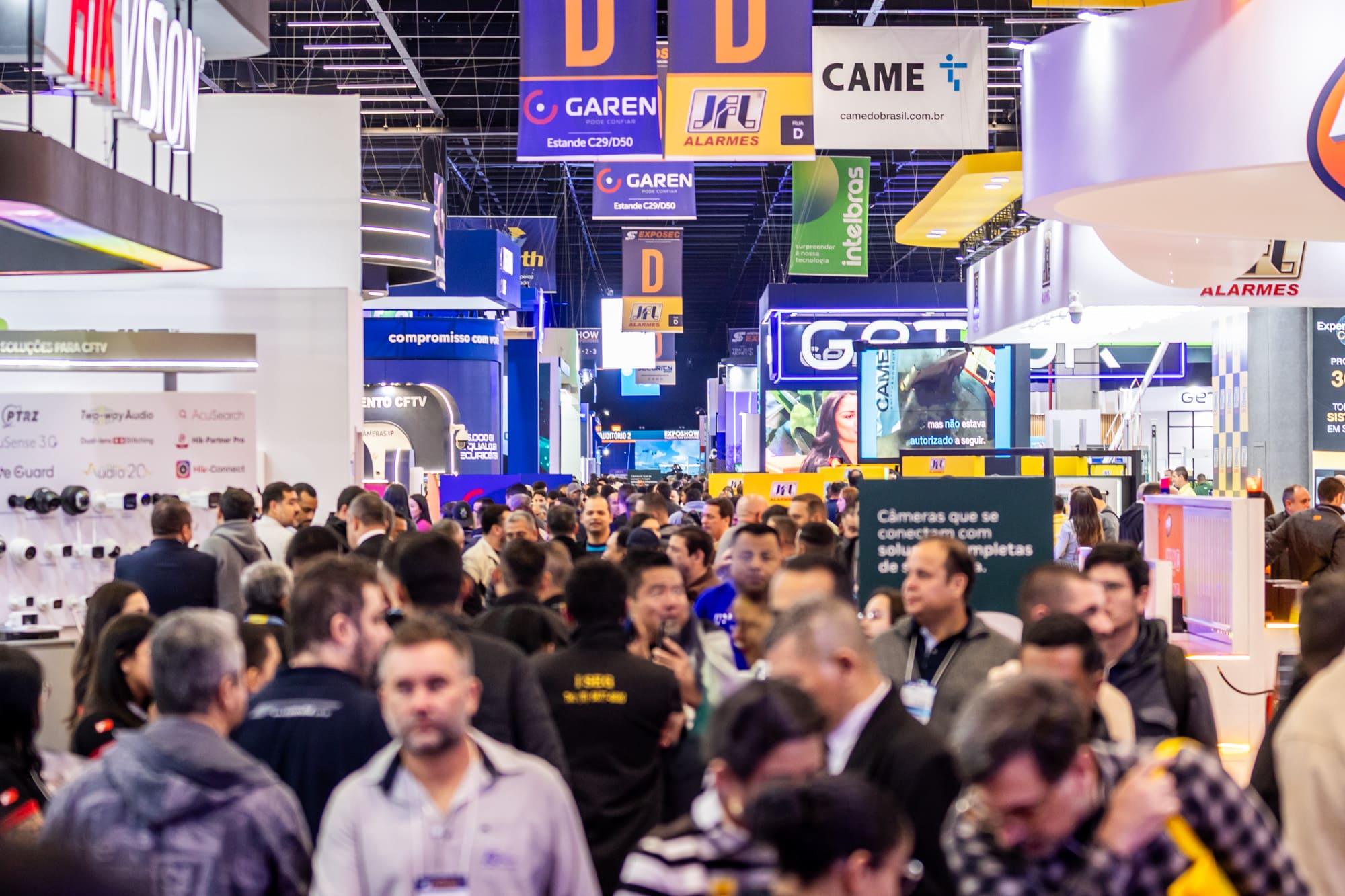 EXPOSEC_250612_17_h_WTF52335.jpg